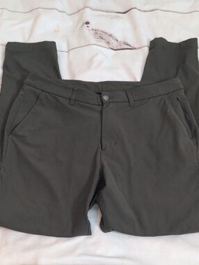 Men's Lululemon Commission Pant Slim Warpstreme 33 Dark Olive